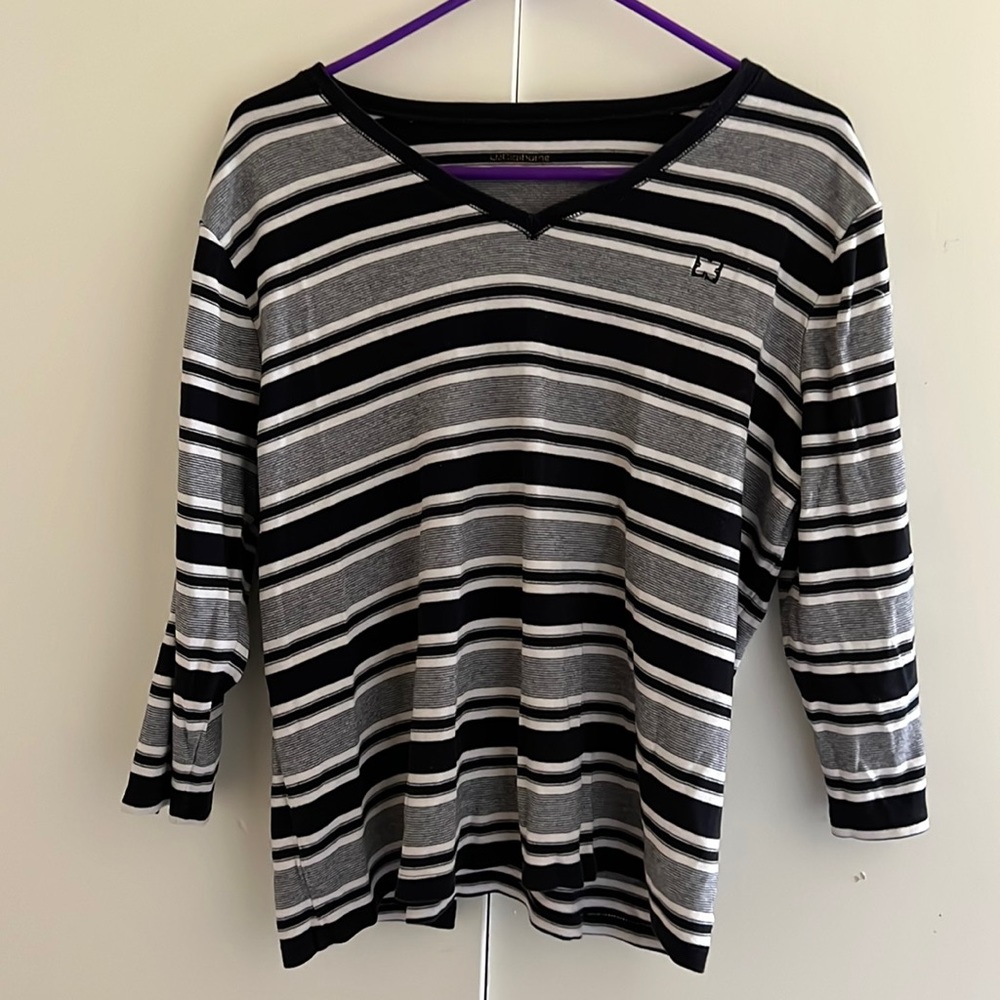 Liz Claiborne V-Neck Tee